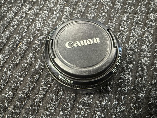 Canon 8 ii - mm, f1.8