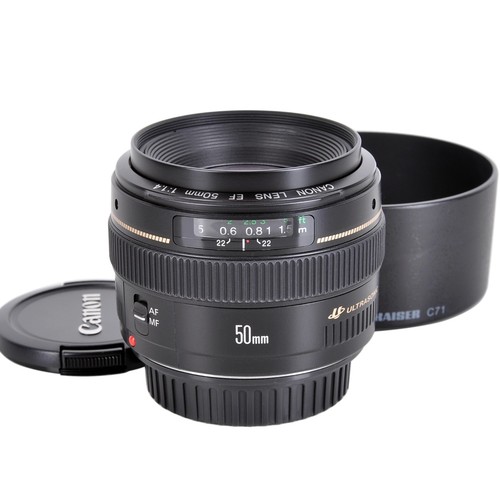 Canon 50mm 4 - f/1.4, usm
